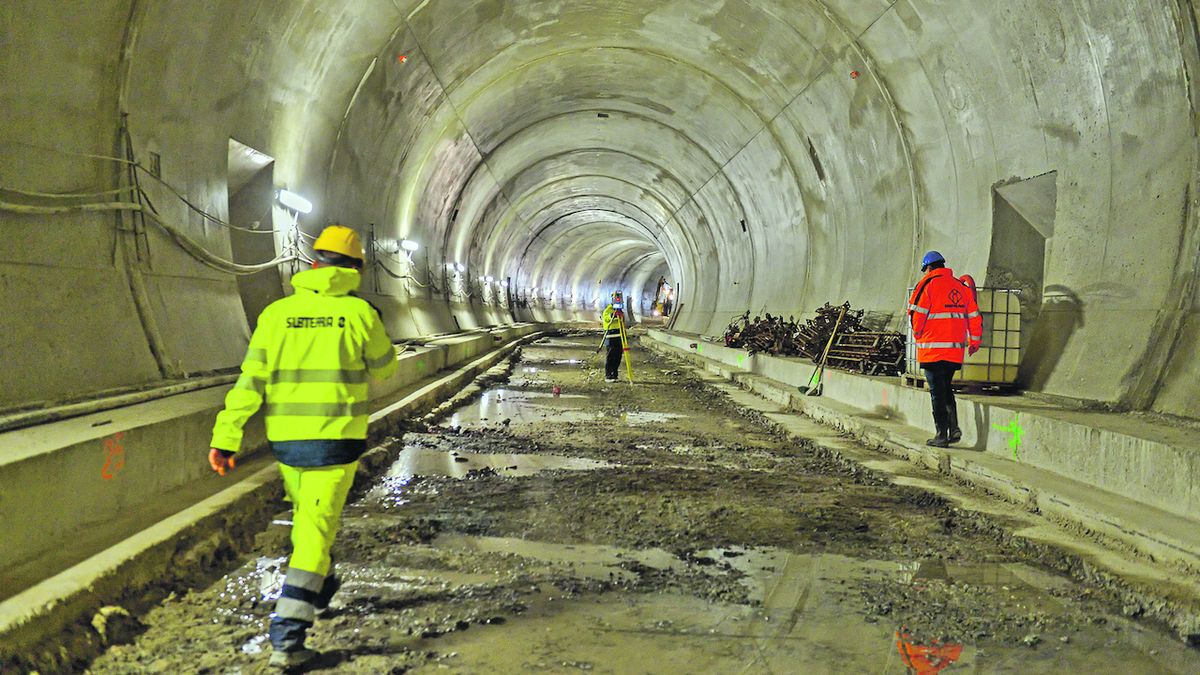 Půlkilometrový tramvajový tunel v Brně je nahrubo hotov